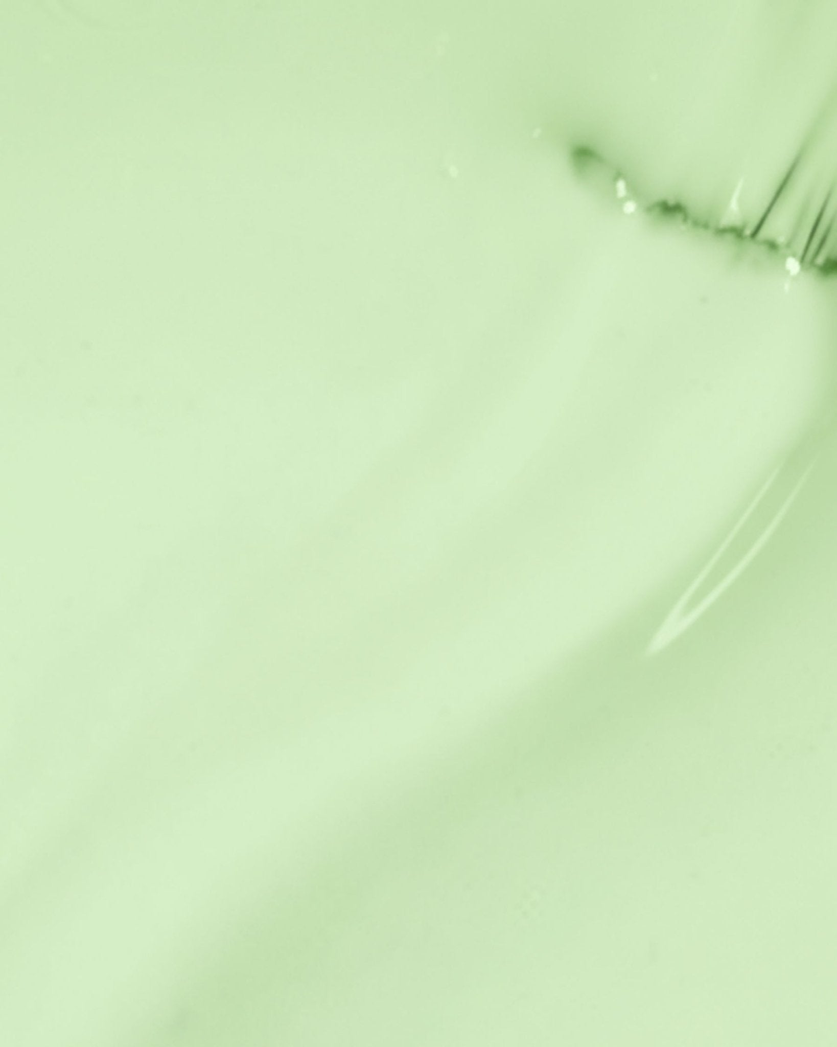 German Dream Nails - RUBBER BASE - 8ml Pastell Pistachio