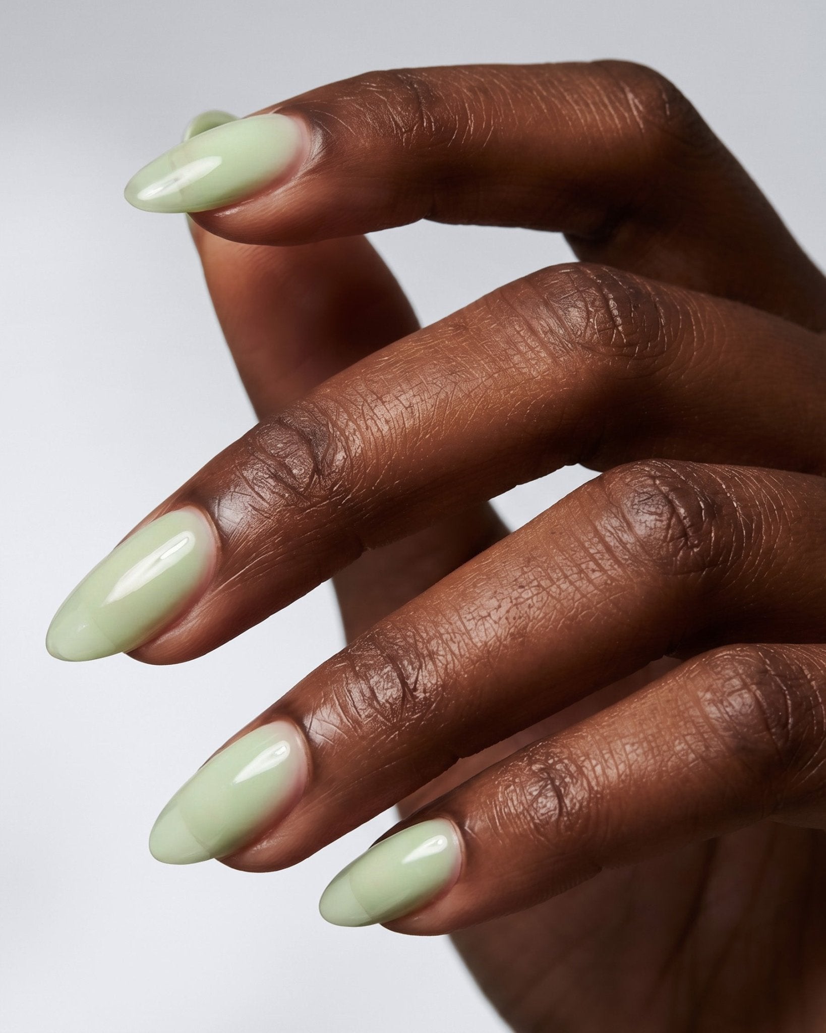 German Dream Nails - RUBBER BASE - 8ml Rubber Base Pastell Pistachio