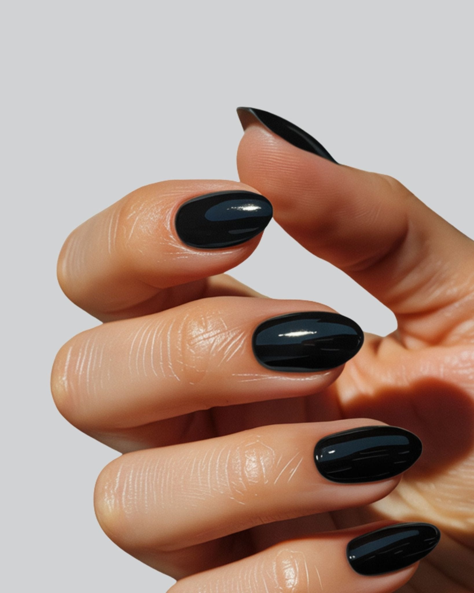 German Dream Nails - SHELLAC - 8ml Black