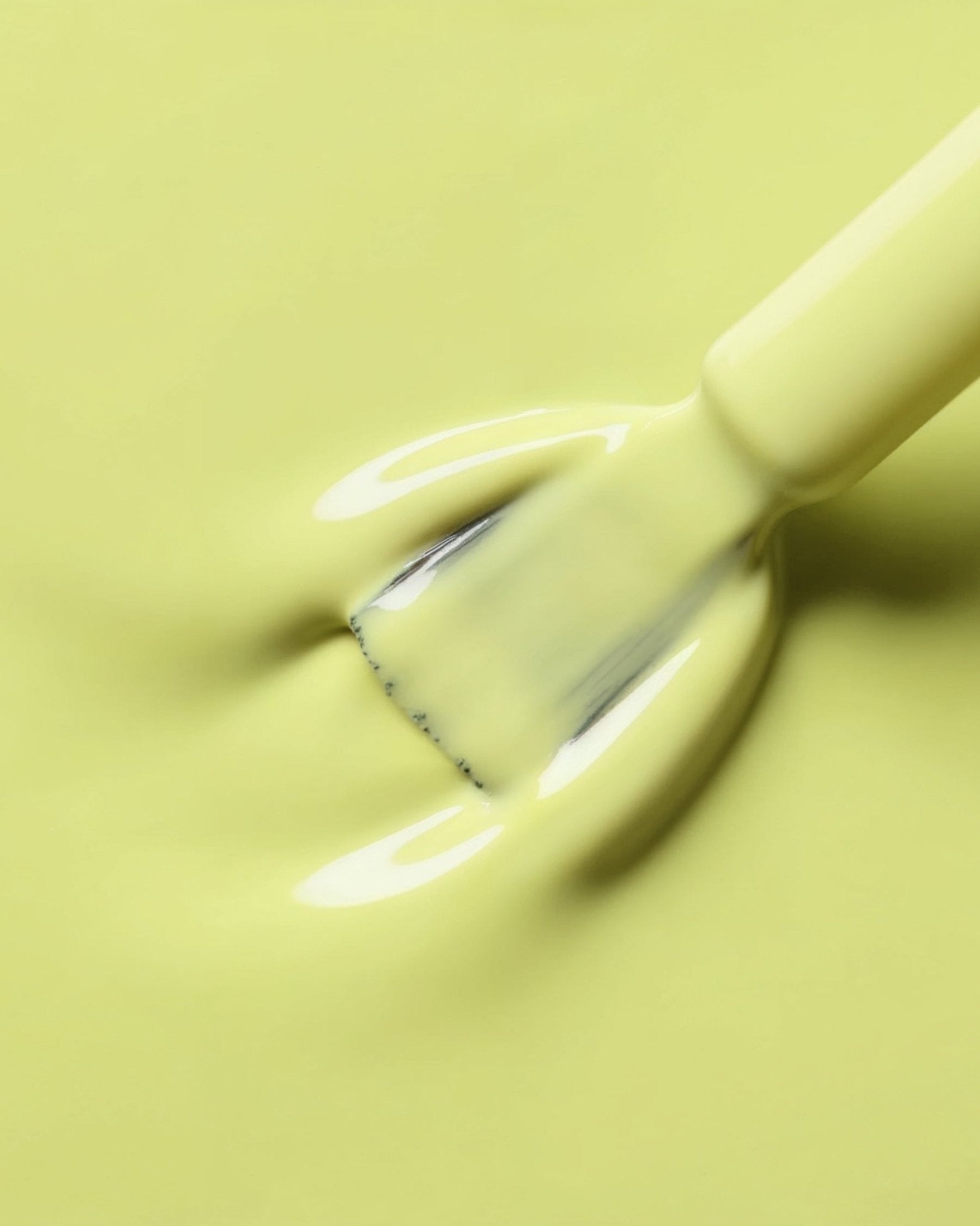 German Dream Nails - SHELLAC - 8ml Lime