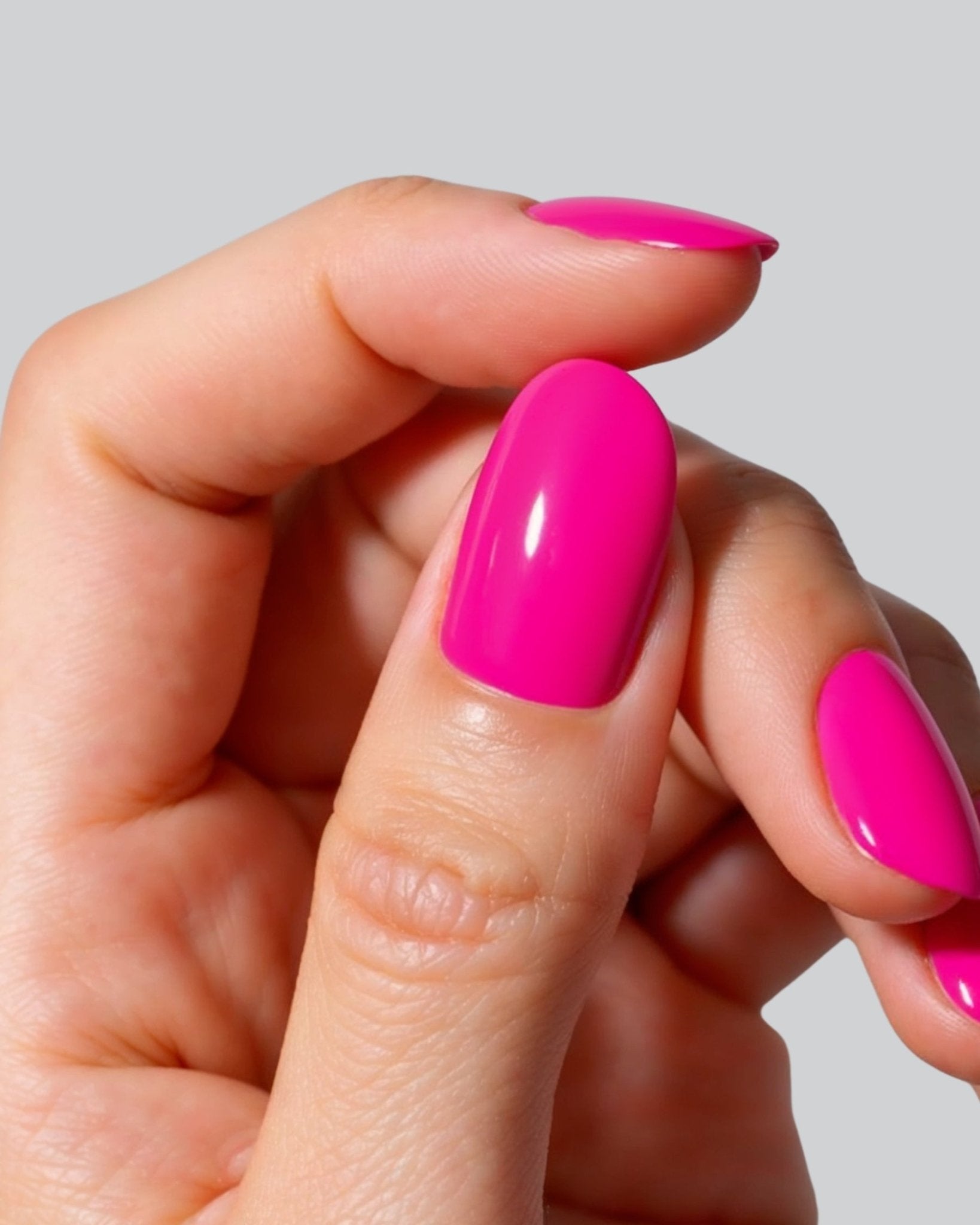 German Dream Nails - SHELLAC - 8ml Neon Fuchsia