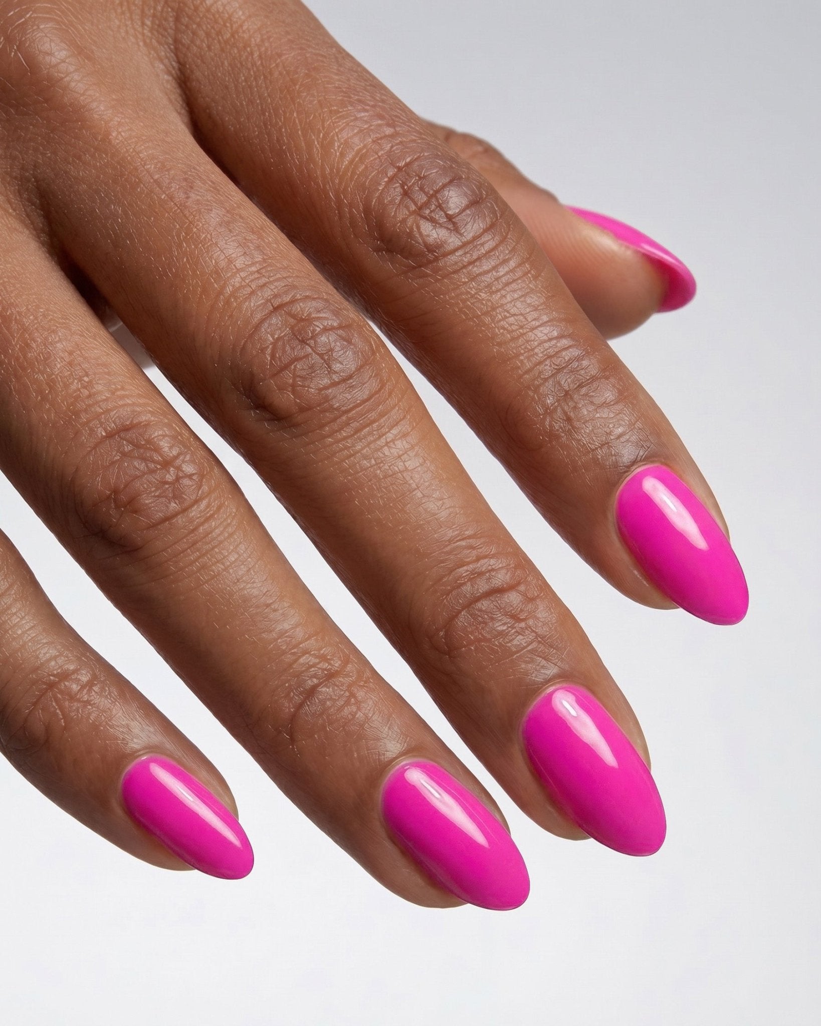 German Dream Nails - SHELLAC - 8ml Shellac Neon Fuchsia