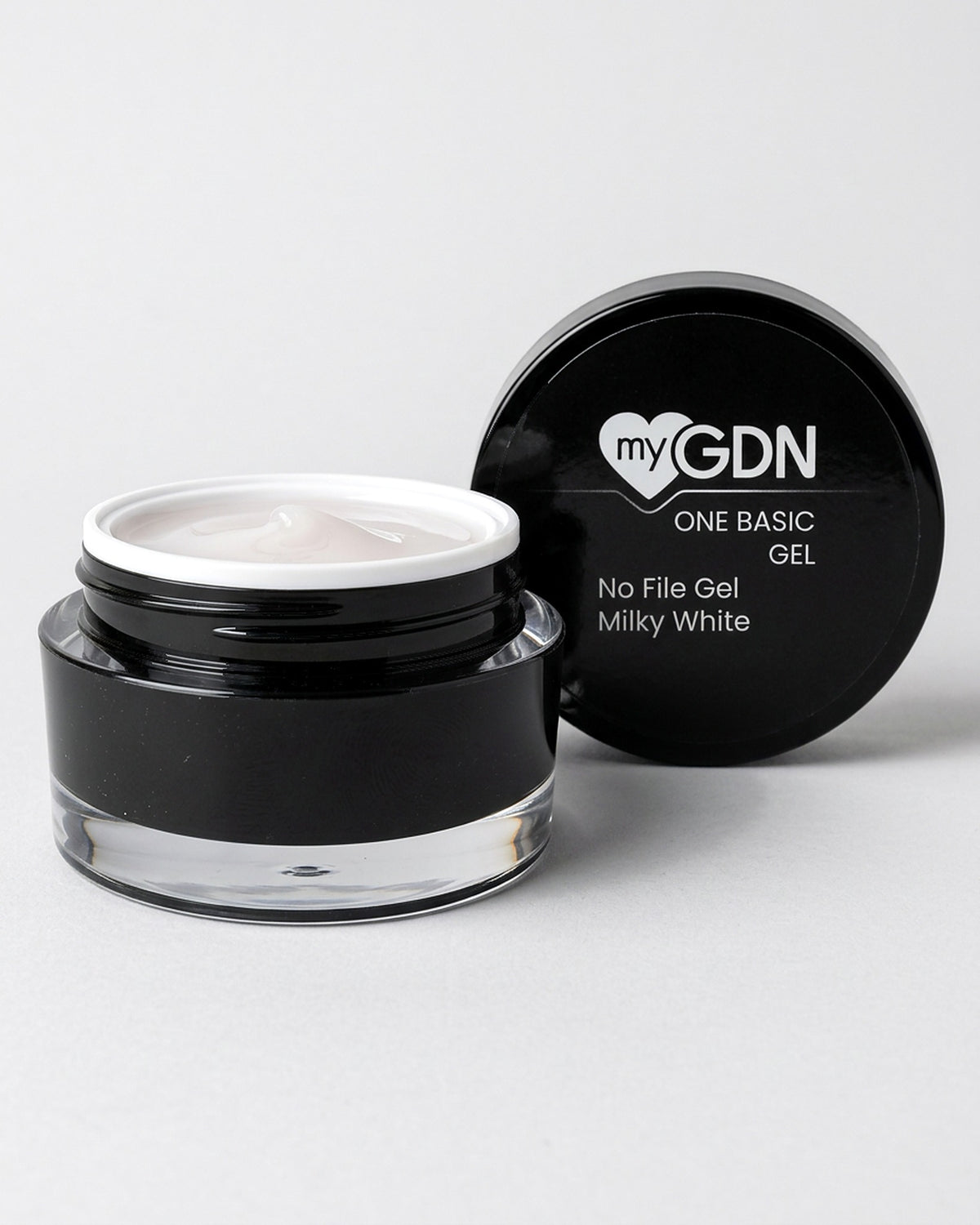 No File Gel Milky White – geöffneter Tiegel mit schwarzem Deckel