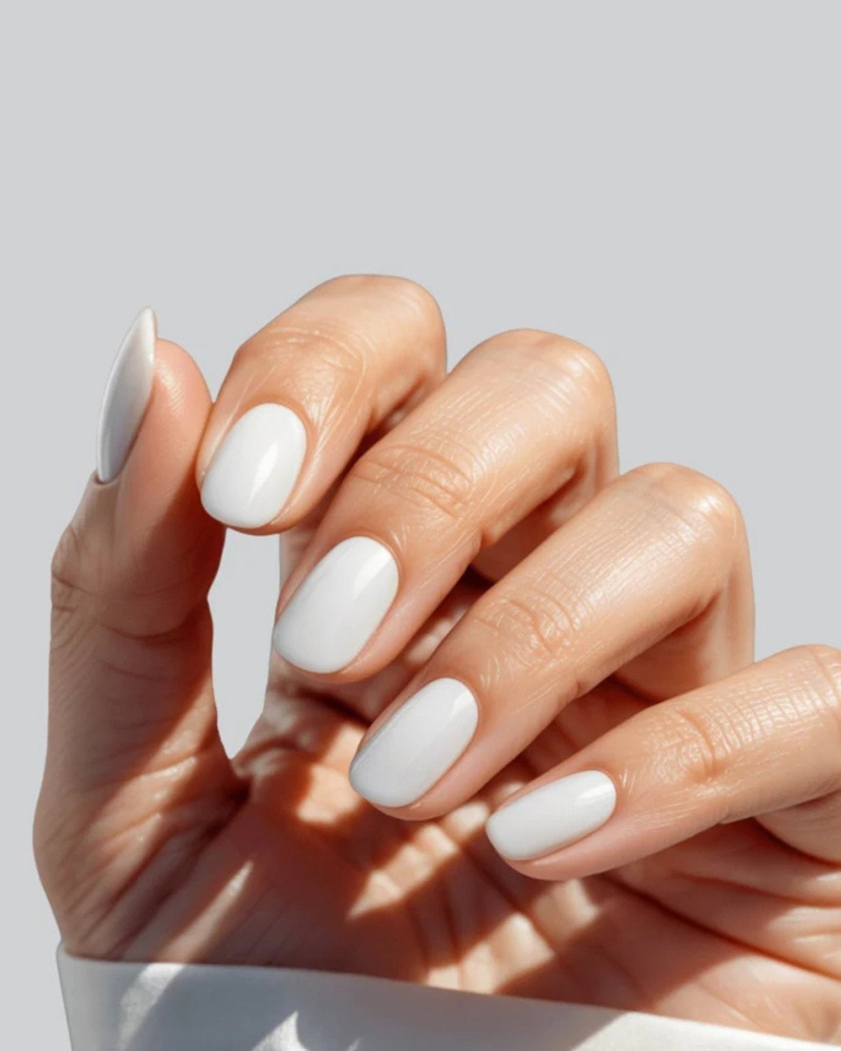 German Dream Nails - RUBBER BASE - 8ml White