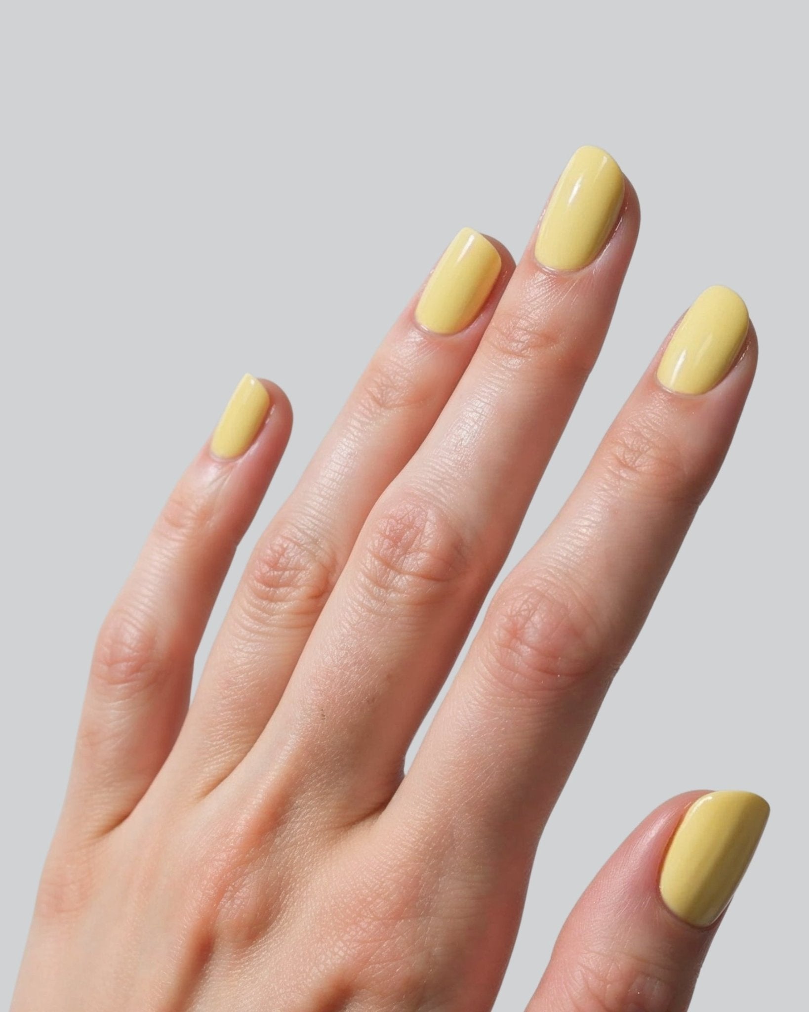 German Dream Nails - SHELLAC - 8ml Shellac Banana Split