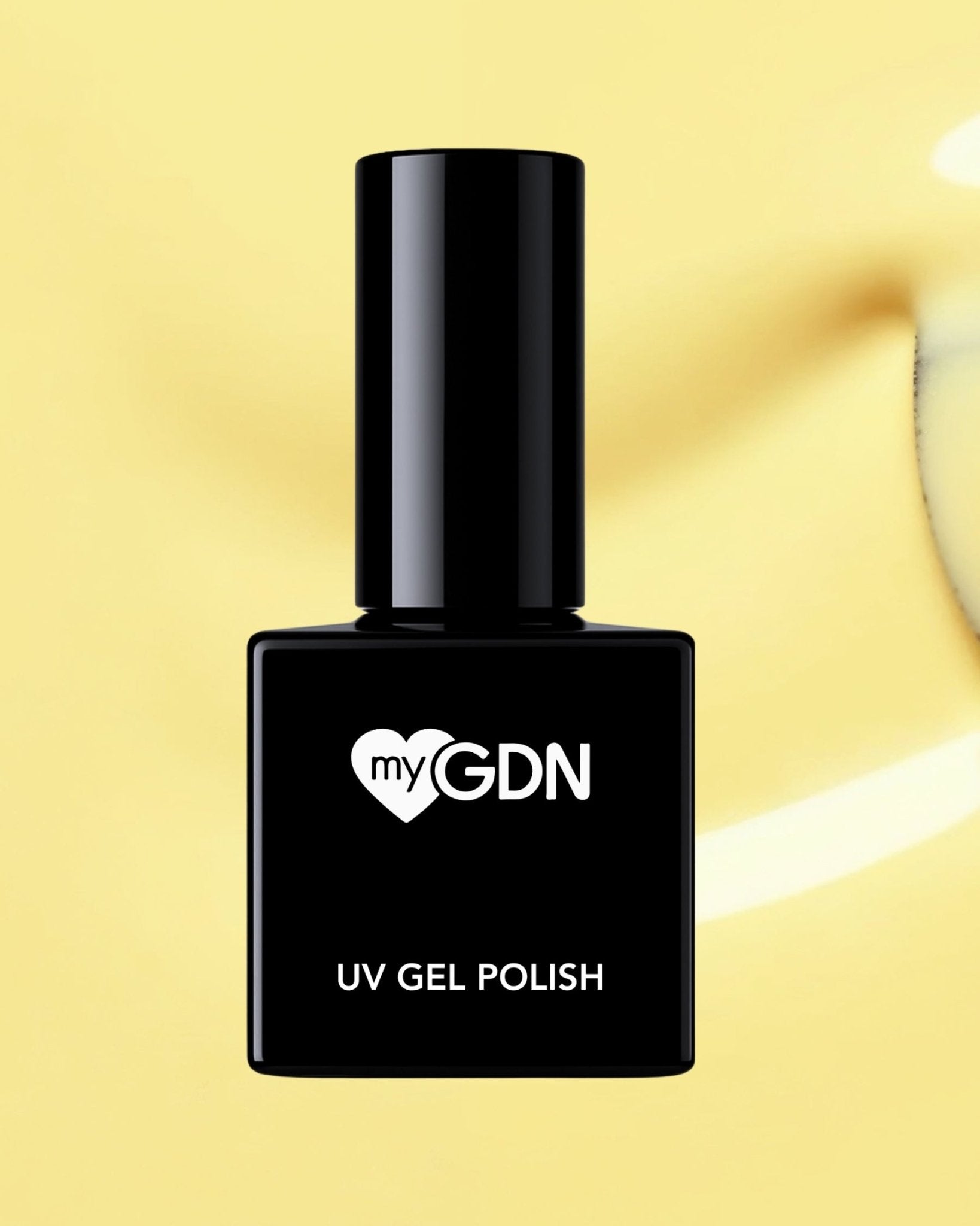 German Dream Nails - SHELLAC - 8ml Shellac Banana Split